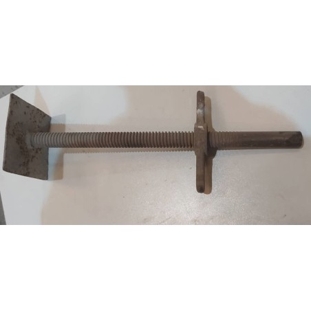 Base regulable 0,5 m – Ajuste de altura para andamios