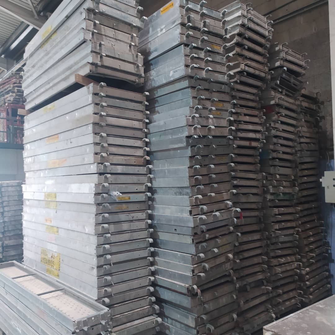 Venta de Materiales para Andamios en España – Calidad, Rapidez y Confianza